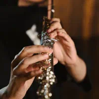 آموزش نوازندگی فلوت (کلید‌دار)