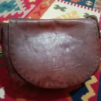 کیف رودوشی چرم گاوی. مدل کشکولی.