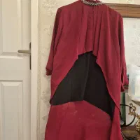 لباس های دست دوم که یک با. استفاده شده|لباس|انگوران, |دیوار