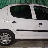 206صندوقدار  فرانسوی