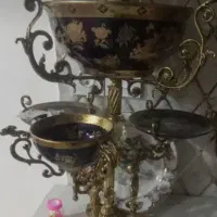 ظرف برنزی.