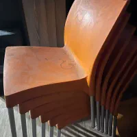 11 عدد صندلی رنگ نارنجی