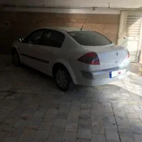 مگان ۲۰۰۰ اتومات