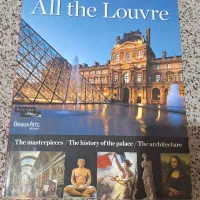 کتاب در مورد ساختمان و آثار موزه لوور پاریس