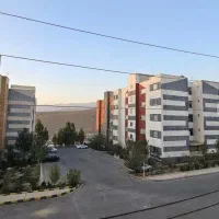 80متراستثنایی/فضای گرم ومدرن/حیات خلوت/پلان بی نقص|فروش آپارتمان|هشتگرد, فاز ۷ مهستان|دیوار