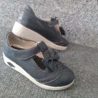 کفش دخترانه سایزه ۳۰ در حد نو سارافون لی