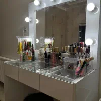 میز ارایش وگریم