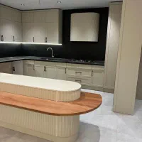 ۱۸۰مترسوپرلاکچری/شمالی‌حیاط/۱۱فاز۲/۲پارکینگ/