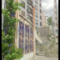 زمین-در-رودهن