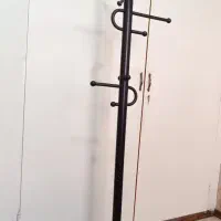 رخت آویز ایستاده