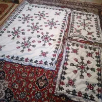 تشک و دوتا بالشت پلیواری پر شده