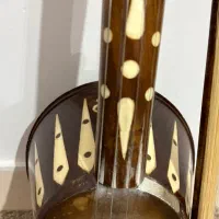 کمانچه استخوان کاری کاکاوند|سازهای سنتی|خرمآباد, |دیوار