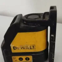 تراز لیزری دیوالت