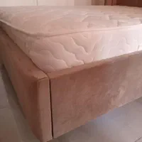 فروش تخت خواب دونفره(۱۶۰*۲۰۰)  با یک میز ارایش|تخت و سرویس خواب|تهران, شهران شمالی|دیوار
