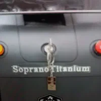 اپراتور لیزر