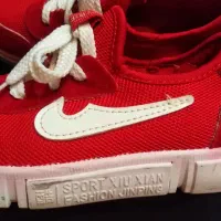 کفش های بچگانه