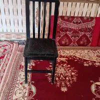 صندلی چوبی رنگ مشکی