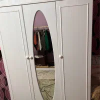 کمدلباس بزرگ و جادار در حد نو