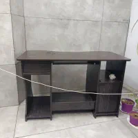 میز کامپیوتر