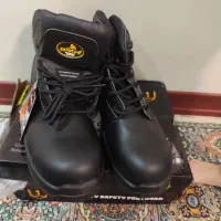 کفش کار برق ۱۸ کیلو ولت برند سیف تو