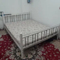 تخت دو نفره