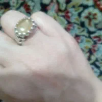 انگشتر یاقوت زرد