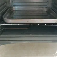 مینی توستر کاملا تمیز در حد یکی دوماه استفاده شده