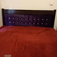 تخت دونفره فلزوچوب