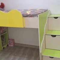 فروش یک تخت ویک کمد