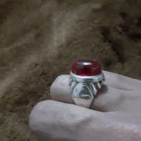 انگشتر نقره یاقوت