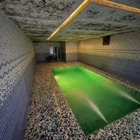 اجاره روزانه ویلا درکردان استخر سرپوشیده مالک هستم|اجارهٔ کوتاه‌مدت ویلا و باغ|کوهسار (البرز), |دیوار