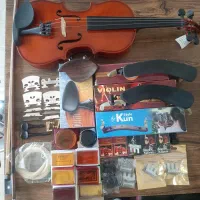 ویولن و تمام ملزومات در موزیک ارژنگ