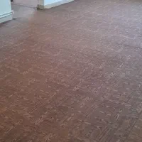 موکت قهوه ای طرح پارکت