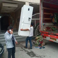 کارگر شبانه روزی نقل انتقال اسباب‌کشی ماشین