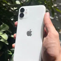 ایفون ۱۱ نرمال لاکاغذی