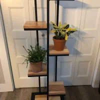 تولید و فروش استند گل مدرن و مقاوم برند شاخه|گل و گیاه طبیعی|تاکستان, |دیوار