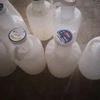 تعدادی بانکه تمیز مرتب