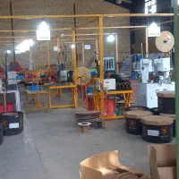 یک شرکت تولیدی به سرویس ایاب ذهاب خانم نیازمند است