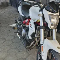 بنلی ۳۰۰ مدل ۹۶