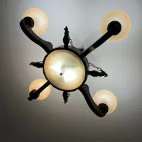 لوستر چوبی در حد نو