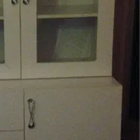 تخت و کمد و ویترین