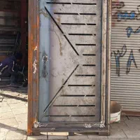 به یک جوشکار درب وپنجره ساز اهنی نیازمندیم|استخدام صنعتی، فنی، مهندسی|میاندوآب, |دیوار