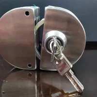 شیشه سکوریت یراق آلات و کرکره برقی