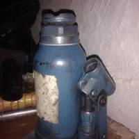 جراج وسایل بدرد بخور|حراج|شیراز, ملاصدرا|دیوار