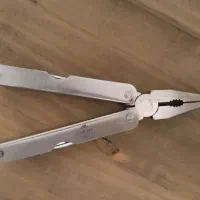 ابزار چند کاره سفری و کمپینگ FUCHS و چراغ قوه نو|کوهنوردی و کمپینگ|تهران, گرگان|دیوار