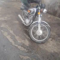 موتور۱۲۵ مدارک دار