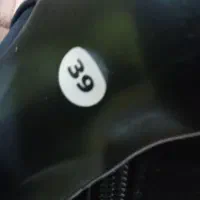 کفش سایز ۳۹