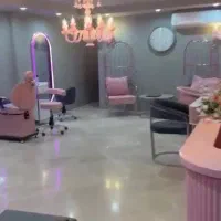 اجاره-صندلی-در-سالن-زیبایی