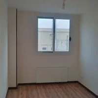 اجاره آپارتمان ۹۰ متری ۱ خوابه طبقه ۲ در دارک