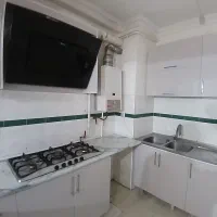 ۸۰ متری دو خواب / بیانی